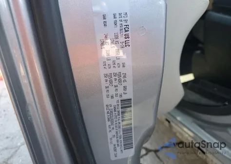 2018 Dodge Grand Caravan Sxt from USA, damaged, VIN 2C4RDGCG3JR326542